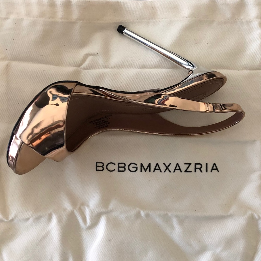 BCBGMaxAzria Rosegold Stunning Heels